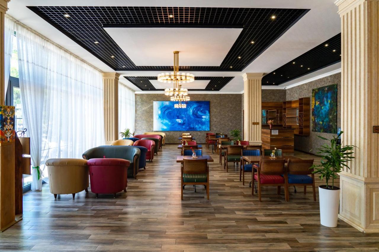 Macan Terrace Hotel Tasjkent Exteriör bild